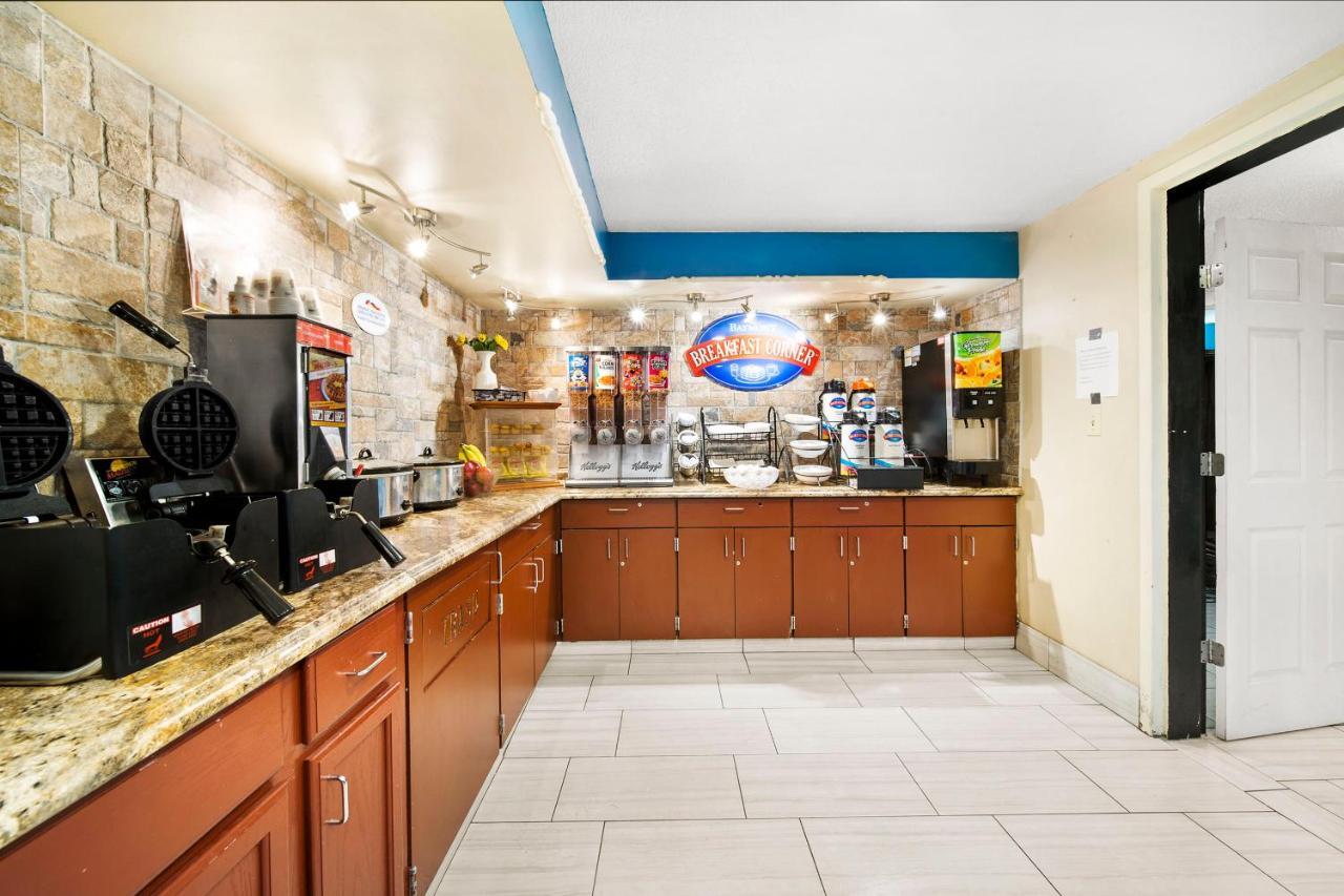 Baymont By Wyndham Muncie Near Ball State University Zewnętrze zdjęcie
